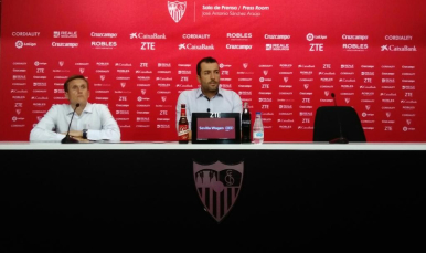 Diego Martínez entrenador del Sevilla Atlético