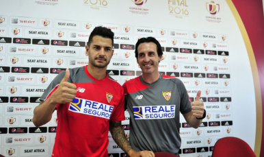 Unai Emery y Vitolo en la rueda de prensa previa a la final de la Copa del Rey