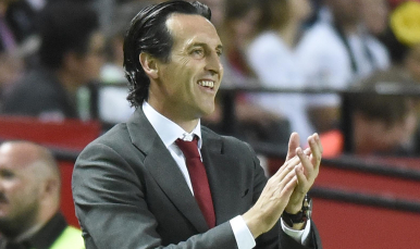 Emery en el partido ante el Real Madrid