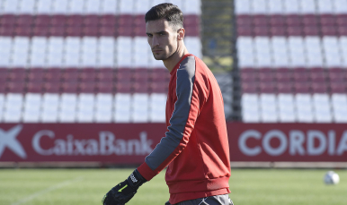 Sergio Rico, en el entrenamiento 