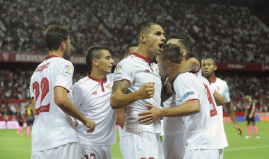 Celebración de gol del Sevilla FC ante el Espanyol