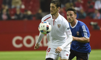 Escudero en el partido ante el Logroñés