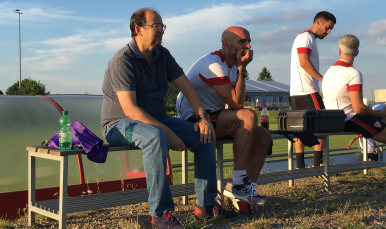 Castro y Monchi, atentos al entrenamiento en Alemania