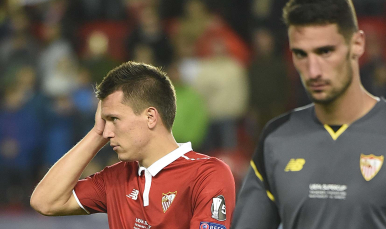 Rico se marcha cariacontecido junto a Konoplyanka