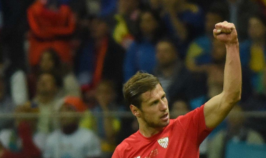 Krychowiak durante el partido ante el Dnipro