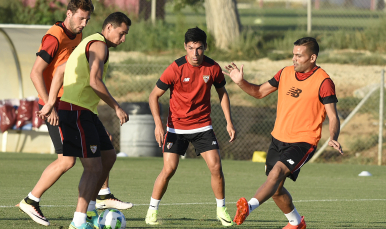 Ganso y Mercando en el entrenamiento de hoy 