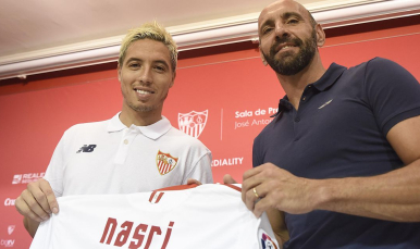 Monchi y Samir Nasri en la presentación del francés