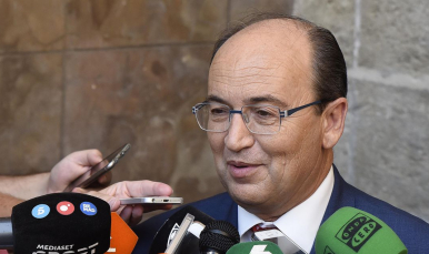 El presidente atiende a los medios