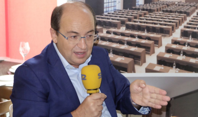 El presidente José Castro en la tertulia de la SER