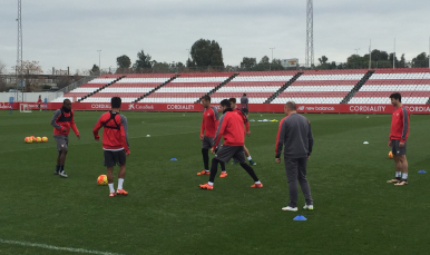 El equipo durante un entrenamiento 