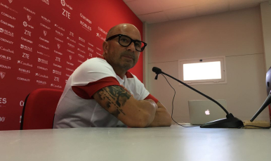 Sampaoli atiende a la prensa