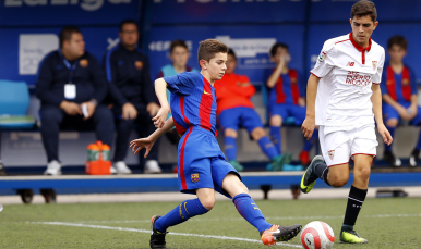 Partido de LaLiga Promises entre el Sevilla FC y el FC Barcelona