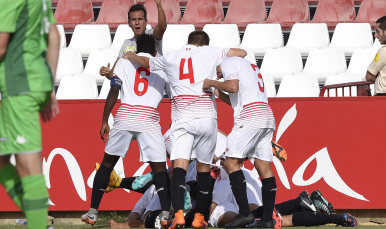 Sevilla FC, Borussia Monchengladbach, Juvenil