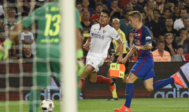 Diego González contra el FC Barcelona