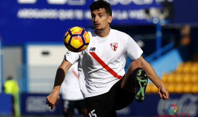 Álex Muñoz en el partido ante el Alcorcón 