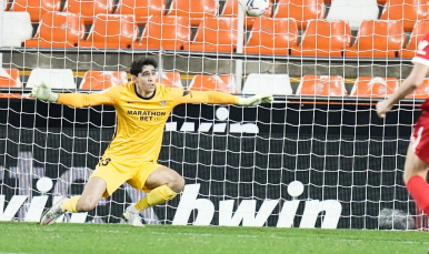 Yassine Bounou, Sevilla FC