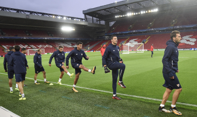 Entrenamiento del Sevilla FC en Anfield Road