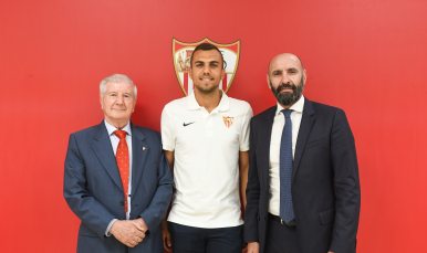 Jordán junto a Gabriel Ramos y Monchi