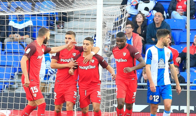 André Silva celebrando el gol ante el RCD Espanyol