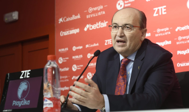 José Castro en la presentación de Monchi
