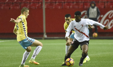 Yan Brice del Sevilla Atlético ante el Lugo
