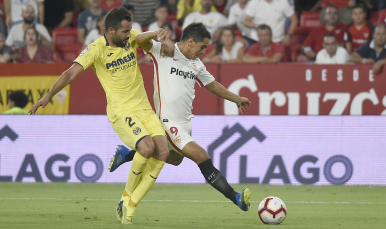 Ben Yedder del Sevilla FC ante el Villarreal CF