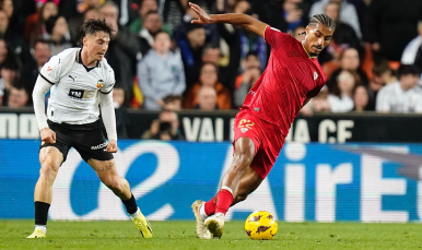 Badé del Sevilla FC ante el Valencia CF