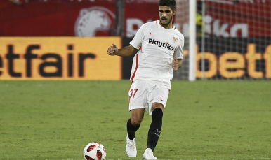 Berrocal del Sevilla FC ante el FK Zalgiris
