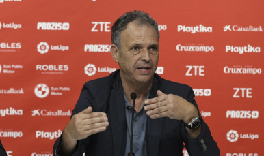 Joaquín Caparrós en la presentación de Vaclik