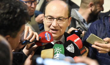 José Castro comparece ante los medios de comunicación
