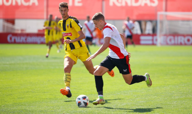 Imagen de Nacho Quintana frente al San Roque de Lepe