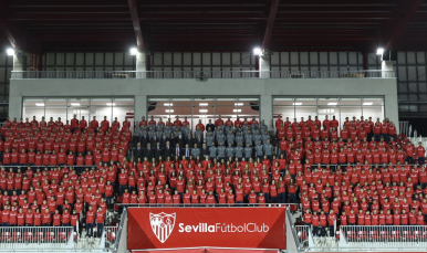 Gran foto de familia del Sevilla FC
