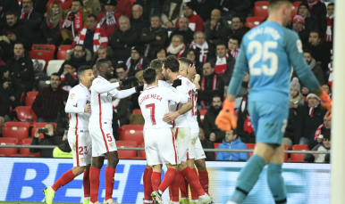 El Sevilla FC celebra un gol ante el Athletic