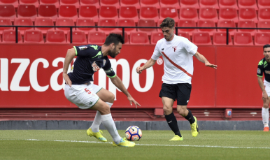 David Carmona from Sevilla Atlético playing Córdoba