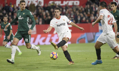 Ben Yedder del Sevilla FC ante el Betis