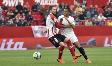 Muriel del Sevilla FC ante el Athletic