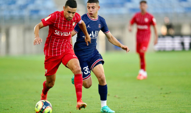 Imagen de Jesús Navas ante el PSG