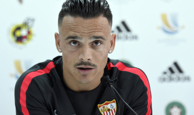 Roque Mesa en la rueda de prensa previa a la Supercopa de España