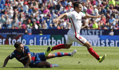 Ben Yedder anotó tres goles ante el Levante