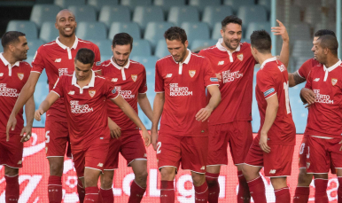 Celebración del primer gol de Iborra en Balaidos