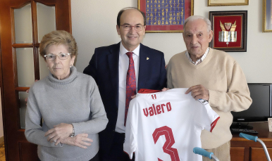 Visita a Antonio Valero