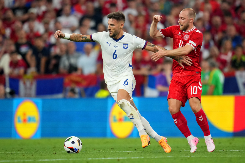 Gudelj con la selección de Serbia