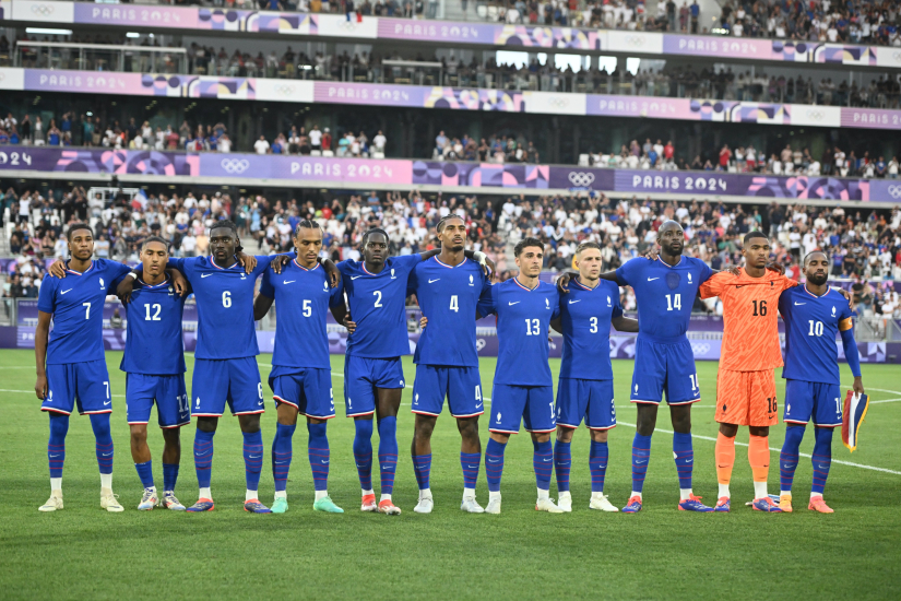 Imagen del once de Francia Olímpica ante Argentina