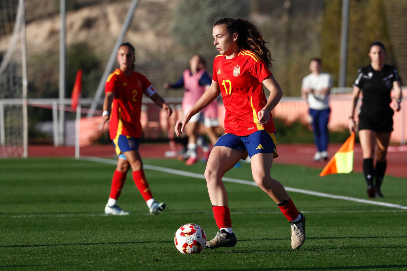 Lucía Corrales durante el partido ante Italia