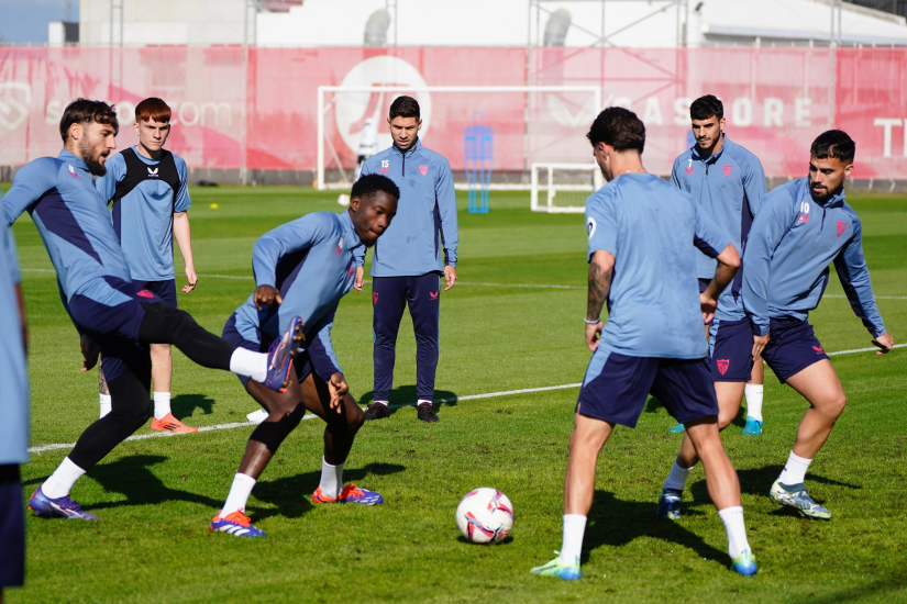 Entrenamiento del Sevilla FC en la ciudad deportiva