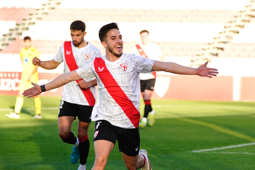 Imagen de Alexandro celebrando el gol ante el Intercity