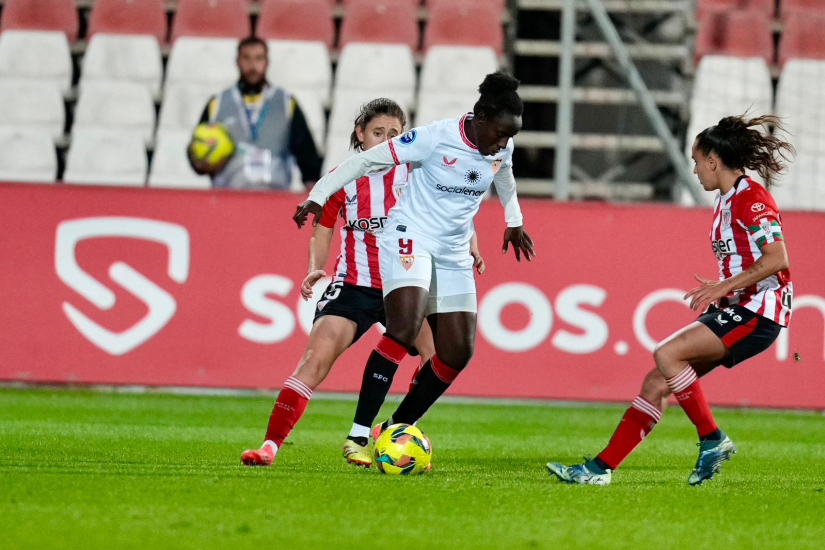 Imagen del encuentro de la primera vuelta ante el Athletic Club