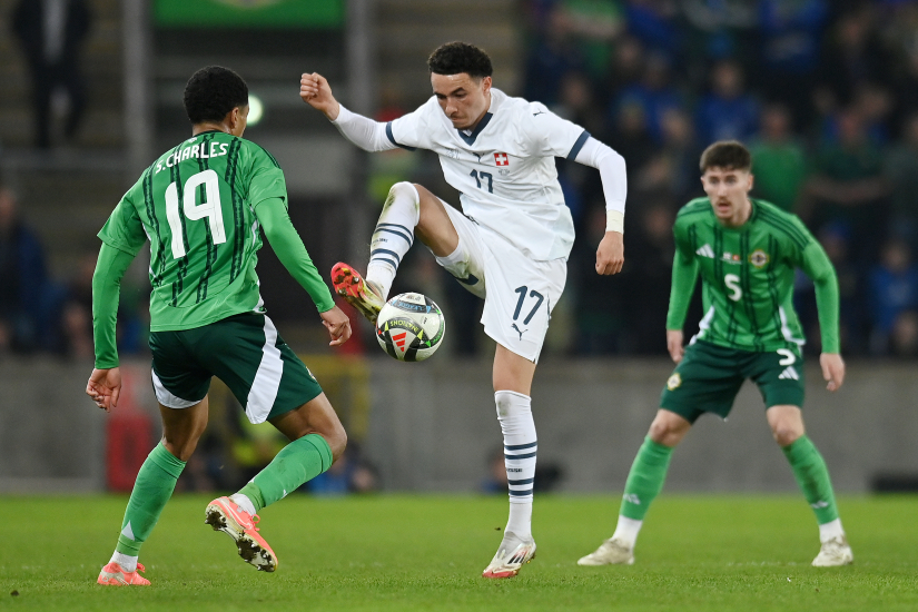 Vargas, con la selección de Suiza