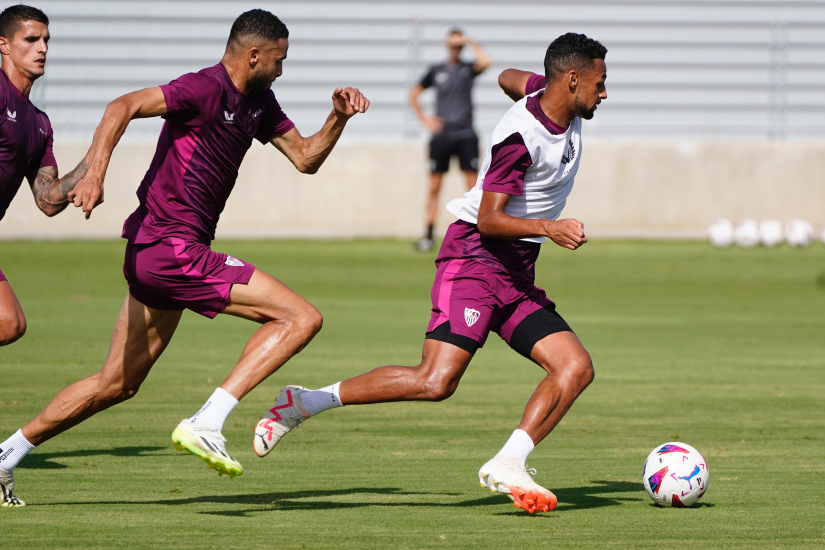 Entrenamiento del Sevilla FC el 14 de septiembre