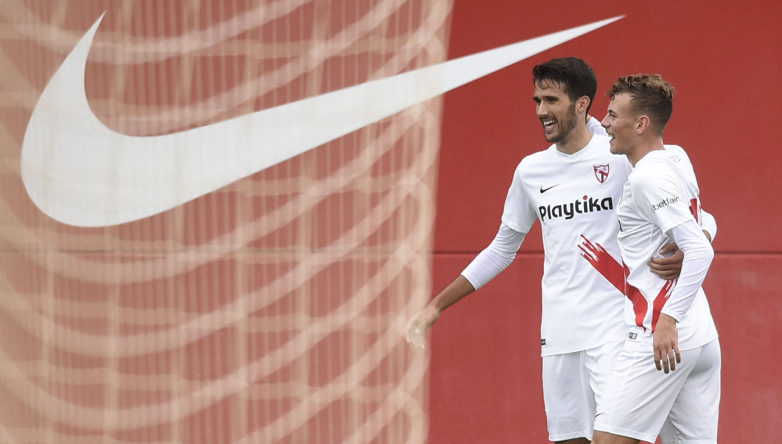 Celebración de gol Sevilla Atlético